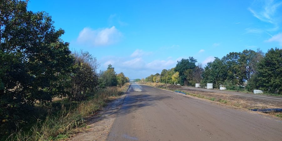 2024 10 07 km 251+200 ul. Konary przystanek