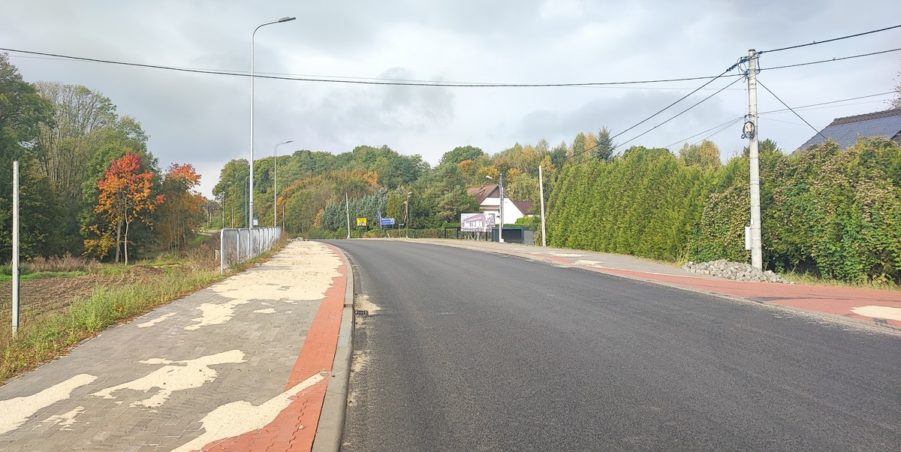 2024 10 15 km 246+400 ul. Wiejska strona lewa