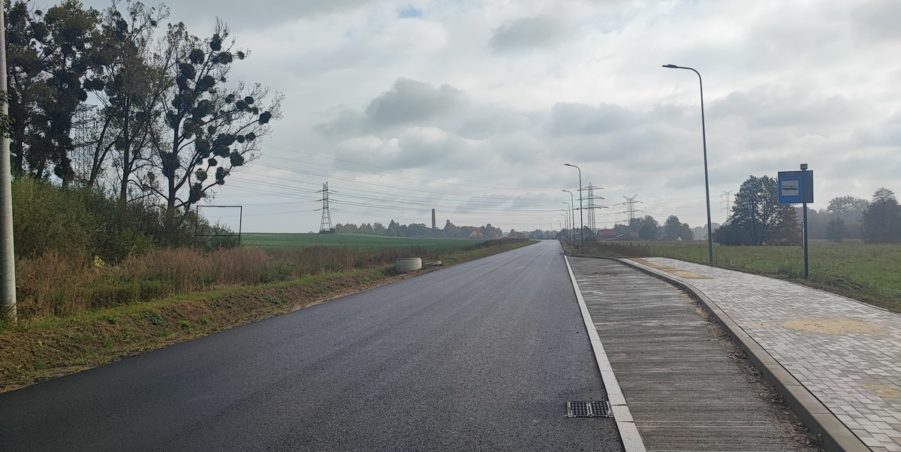 2024 10 15 km 246+550 ul. Wiejska strona prawa