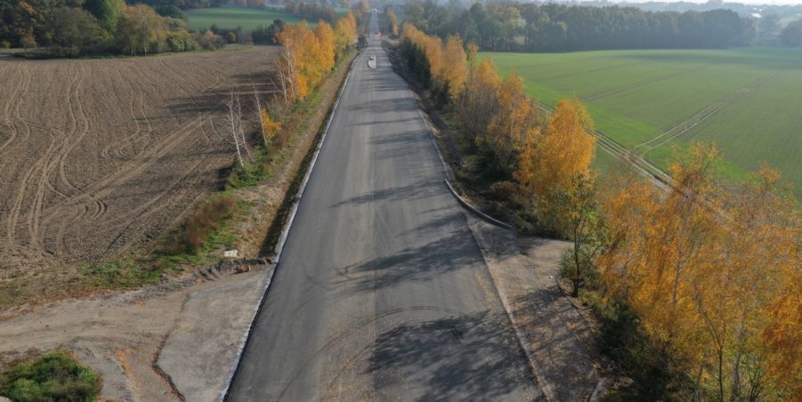 33. 251+750 Wieszowa zjazd w pola