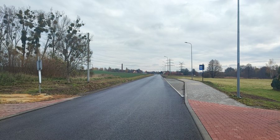 2024 11 14 km 246+550 ul. Wiejska strona prawa