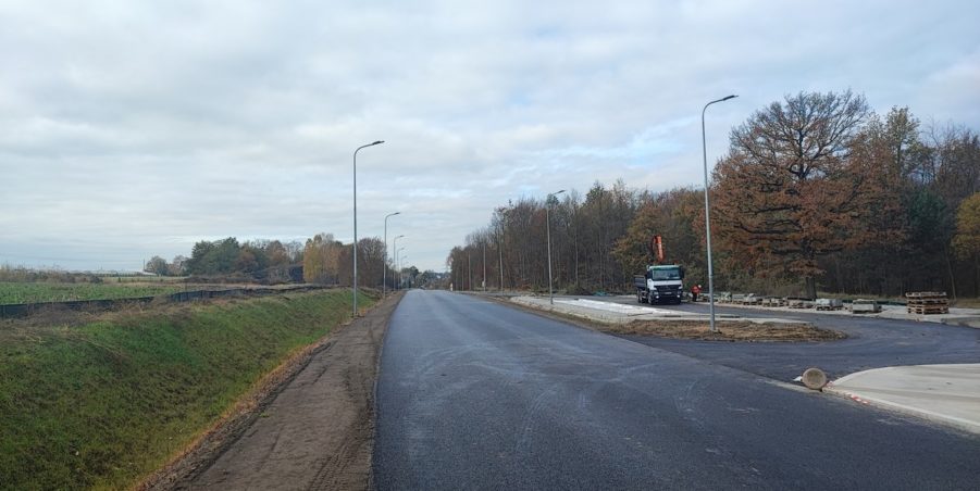 2024 11 14 km 248+900 las Boniowski parking