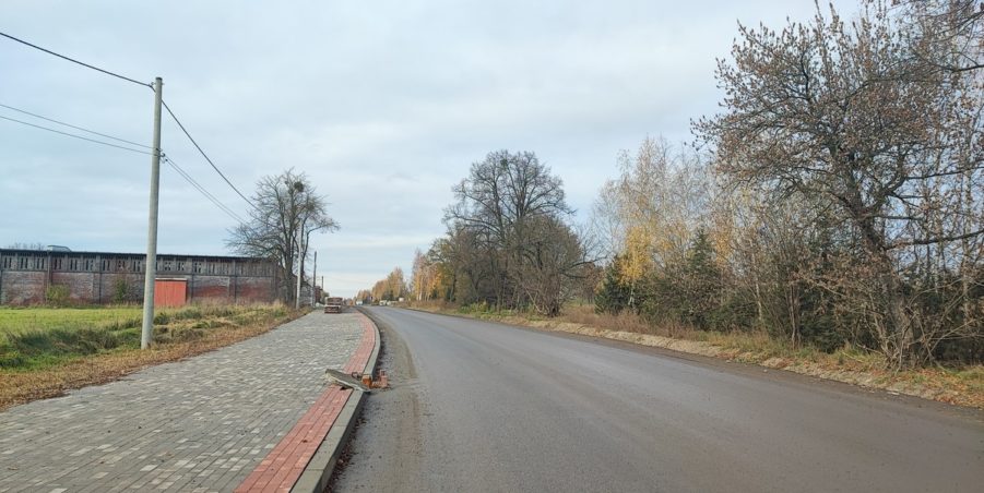 2024 11 14 km 252+950 ul. Robotnicza strona lewa