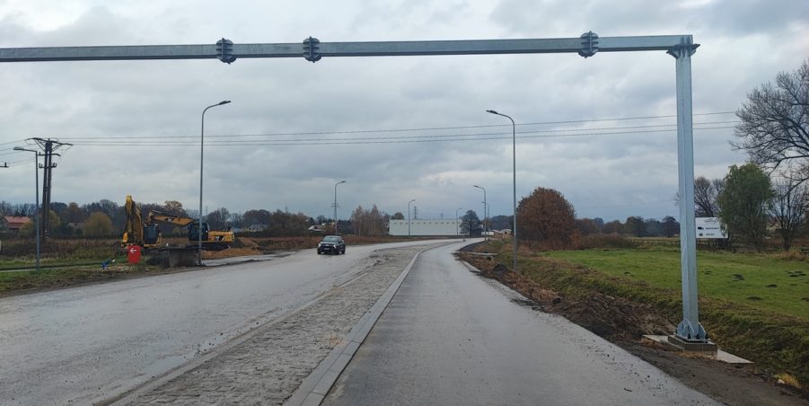 2024 11 18 km 244+600 skrzyżowanie z ul. Gliwicką strona prawa