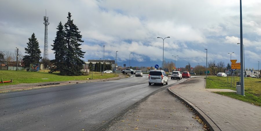 2024 11 18 km 255+900 rondo Wieszowa strona prawa
