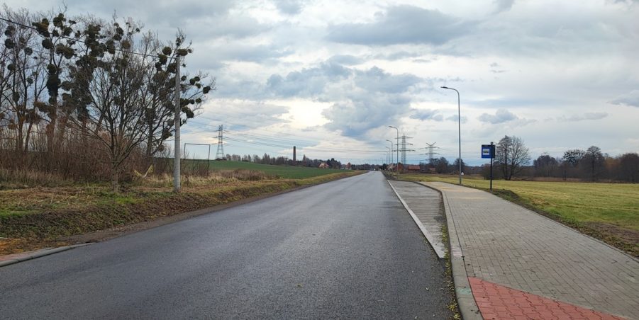 2024 11 28 km 246+550 ul. Wiejska strona prawa