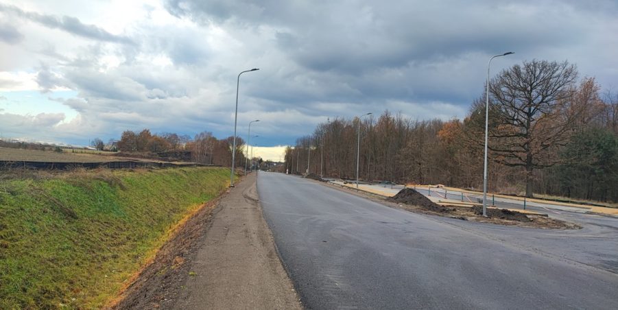 2024 11 28 km 248+900 las Boniowski parking