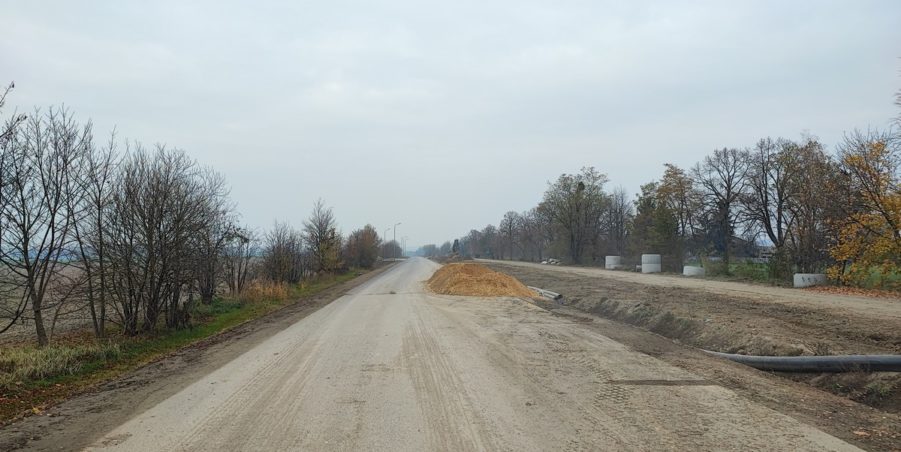 km 251+200 ul. Konary przystanek