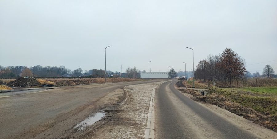 2024 12 04 km 244+600 skrzyżowanie z ul. Gliwicką strona prawa