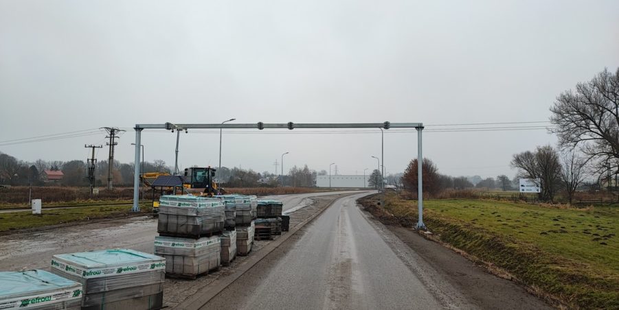 2024 12 13 km 244+600 skrzyżowanie z ul. Gliwicką strona prawa