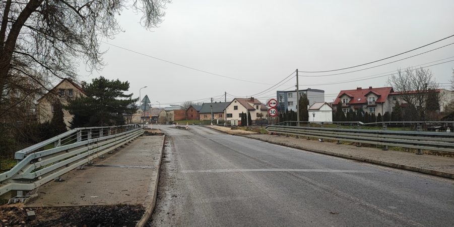 2024 12 13 km 248+100 most nad rzeką Drama
