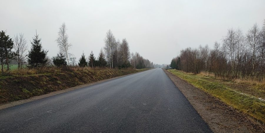 2024 12 13 km 252+500 pola strona prawa