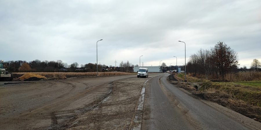 2024 12 17 km 244+600 skrzyżowanie z ul. Gliwicką strona prawa