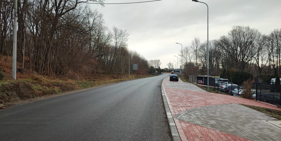 2024 12 17 km 246+000 ul. Bytomska strona prawa