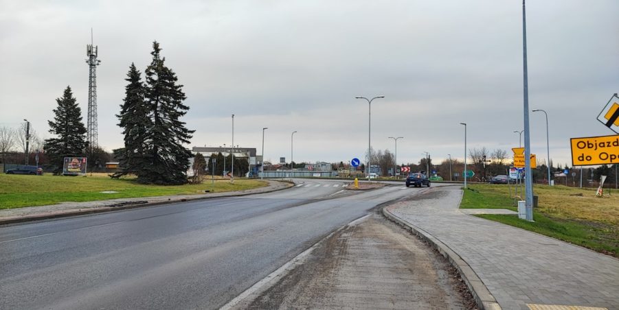 2024 12 17 km 255+900 rondo Wieszowa strona prawa