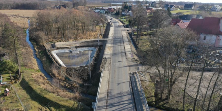 19. 248+050 Karchowice most nad rzeką Drama, zbiornik ZR 03