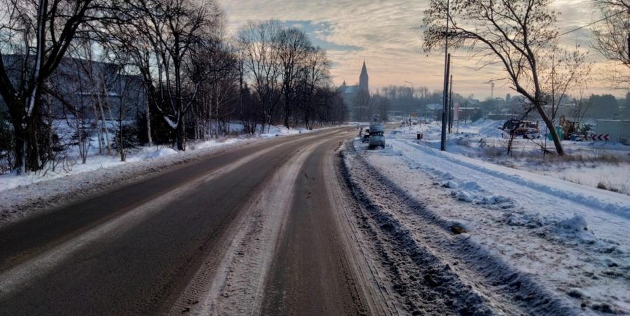 2025 01 14 km 252+950 ul. Robotnicza strona prawa