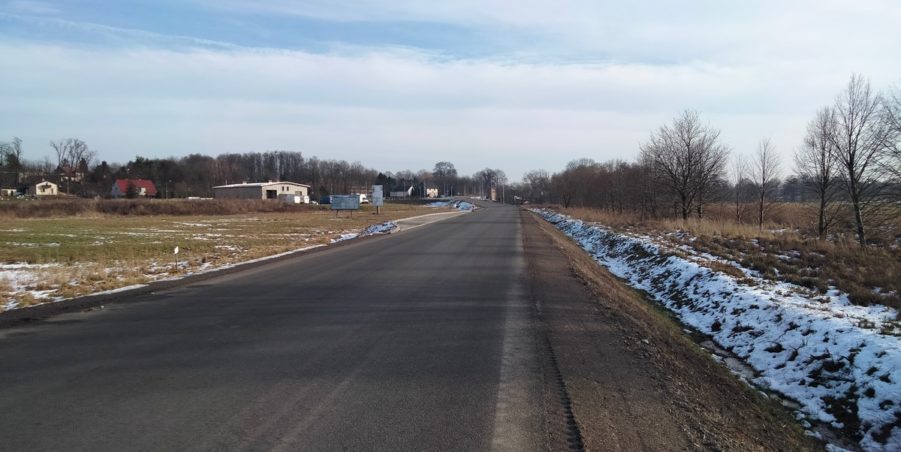 2025 01 23 km 245+300 droga wzdłuż rzeki Drama