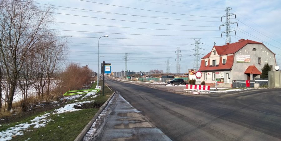 2025 01 23 km 255+900 rondo Wieszowa strona lewa