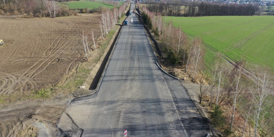 33. 251+750 Wieszowa zjazd w pola