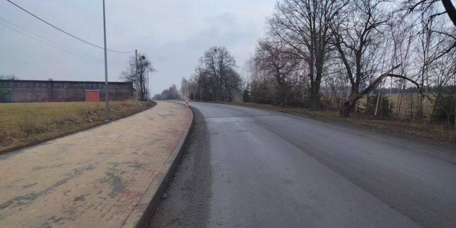 2025 02 07 km 252+950 ul. Robotnicza strona lewa