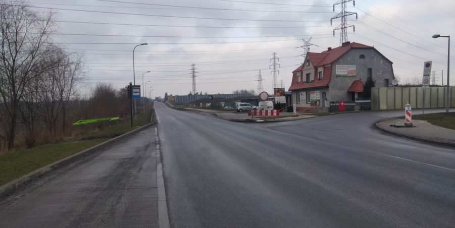 2025 02 07 km 255+900 rondo Wieszowa strona lewa