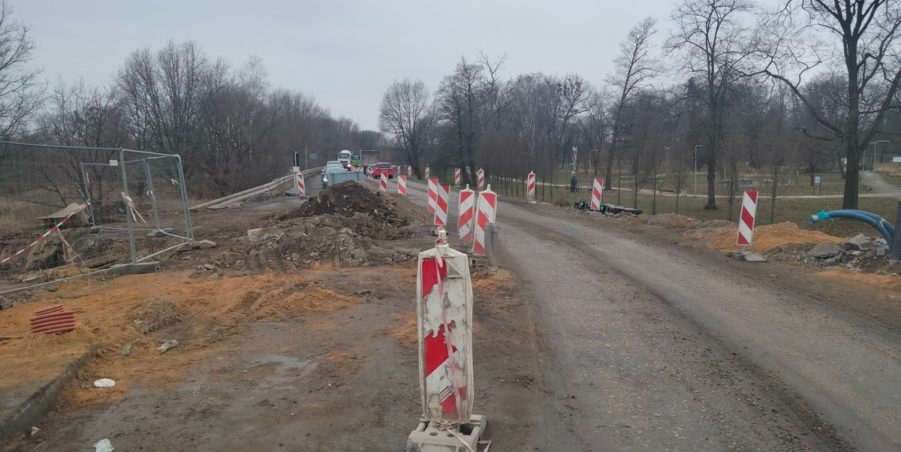 2025 02 13 km 244+150 skrzyżowanie z ul. Powstańców Śląskich strona lewa