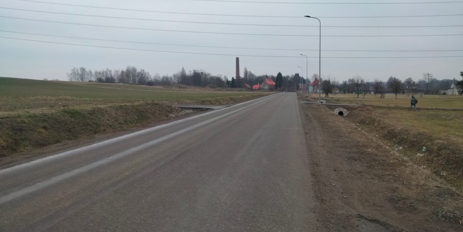 2025 02 13 km 247+200 pola strona prawa