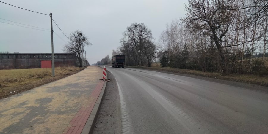 2025 02 13 km 252+950 ul. Robotnicza strona lewa