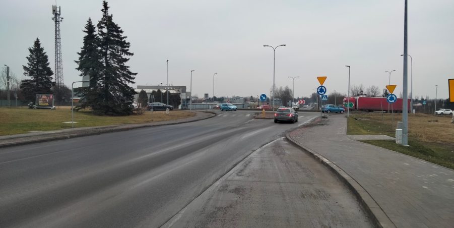 2025 02 13 km 255+900 rondo Wieszowa strona prawa