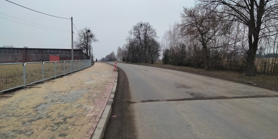 2025 02 21 km 252+950 ul. Robotnicza strona lewa