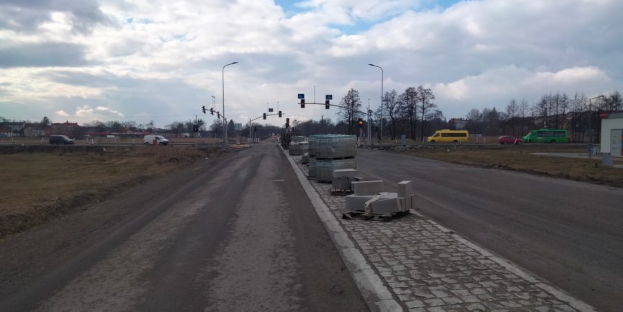 2025 02 28 km 244+600 skrzyżowanie z ul. Gliwicką strona lewa