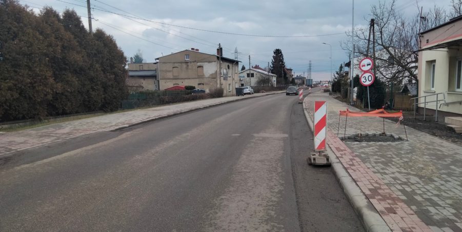 2025 02 28 km 255+100 przy A1 strona prawa