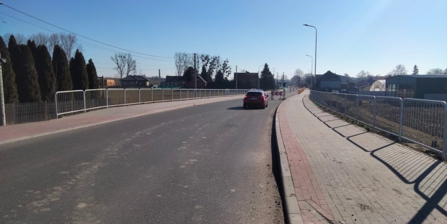 2025 03 06 km 246+400 ul. Wiejska strona prawa