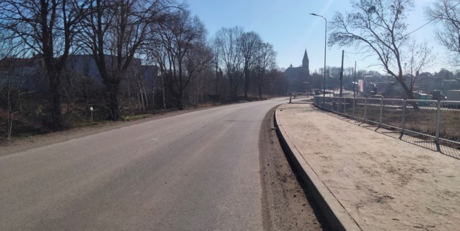 2025 03 06 km 252+950 ul. Robotnicza strona prawa