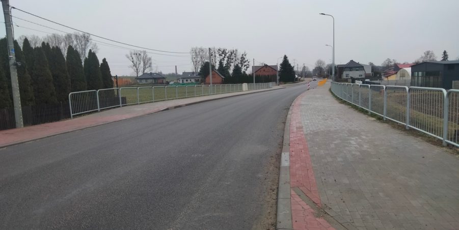 2025 03 14 km 246+400 ul. Wiejska strona prawa