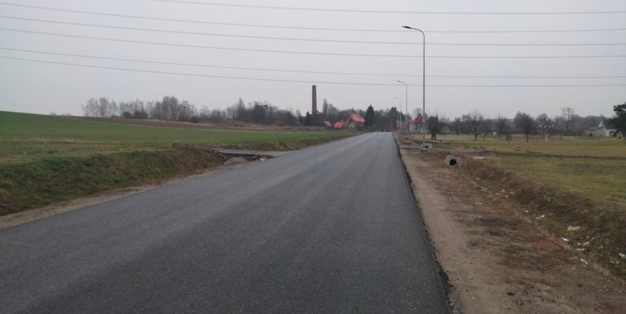 2025 03 14 km 247+200 pola strona prawa