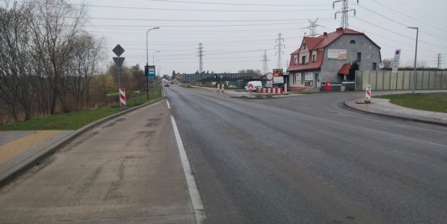 2025 03 14 km 255+900 rondo Wieszowa strona lewa