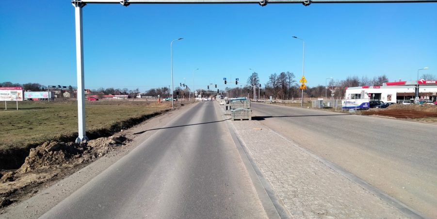2025 03 20 km 244+600 skrzyżowanie z ul. Gliwicką strona lewa