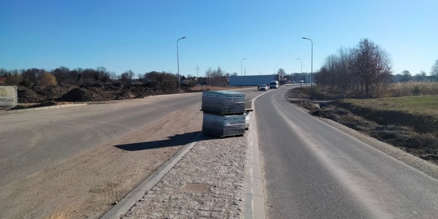 2025 03 20 km 244+600 skrzyżowanie z ul. Gliwicką strona prawa