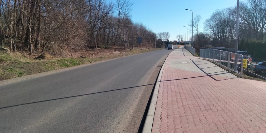 2025 03 20 km 246+000 ul. Bytomska strona prawa