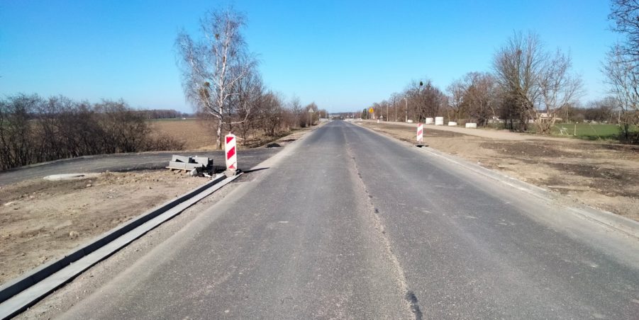 2025 03 20 km 251+200 ul. Konary przystanek