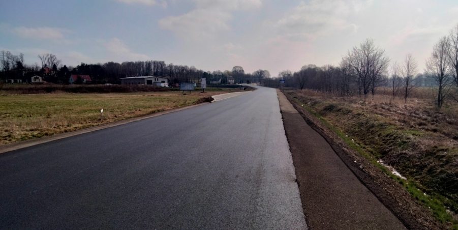 2025 03 28 km 245+300 droga wzdłuż rzeki Drama