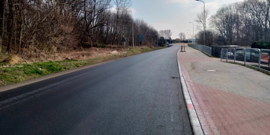 2025 03 28 km 246+000 ul. Bytomska strona prawa