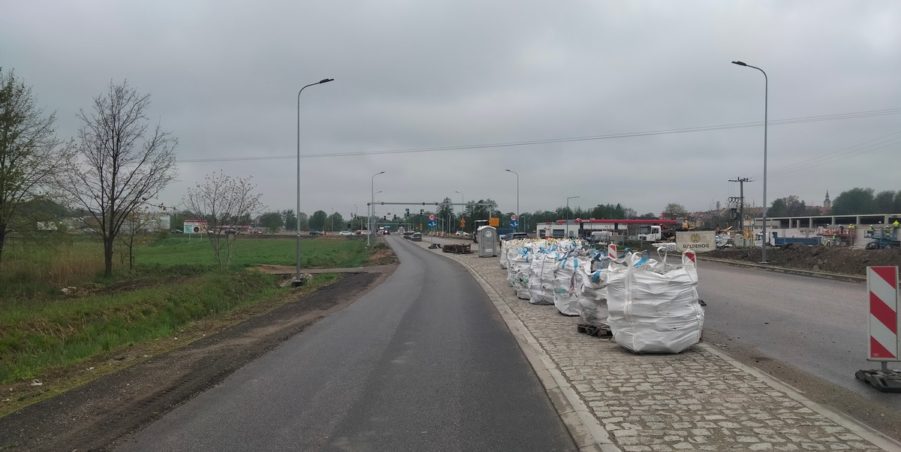 2025 04 25 km 244+600 skrzyżowanie z ul. Gliwicką strona lewa