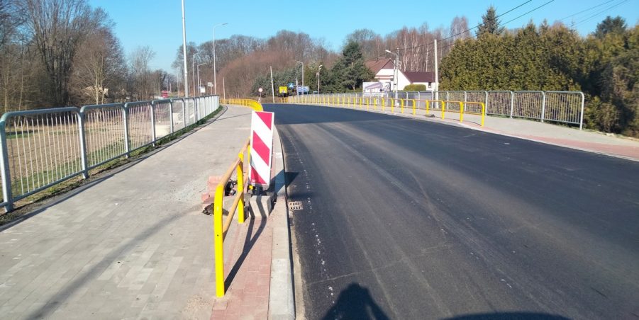 2025 04 04 km 246+400 ul. Wiejska strona lewa