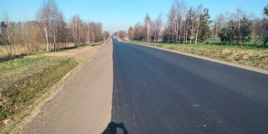2025 04 04 km 252+500 pola strona lewa