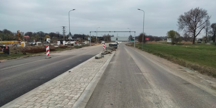 2025 04 11 km 244+600 skrzyżowanie z ul. Gliwicką strona prawa