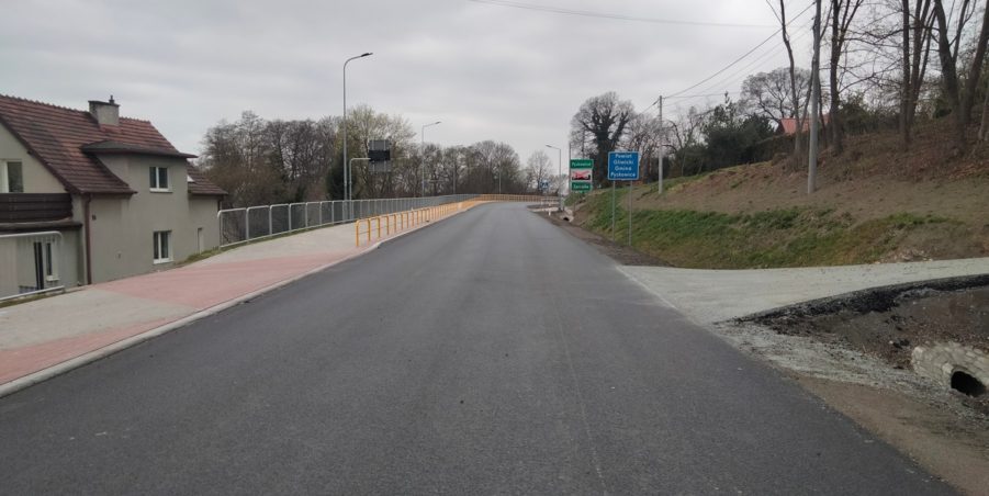 2025 04 11 km 246+000 ul. Bytomska strona lewa
