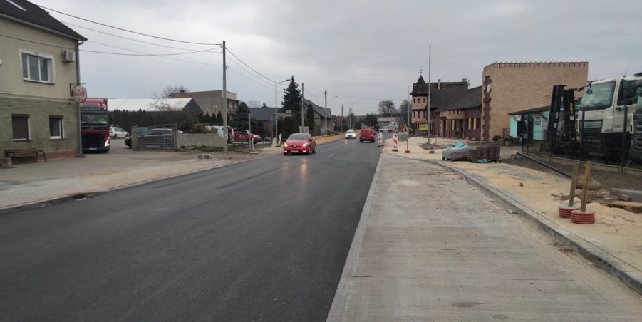 2025 04 11 km 247+700 Karchowice ulica Polna